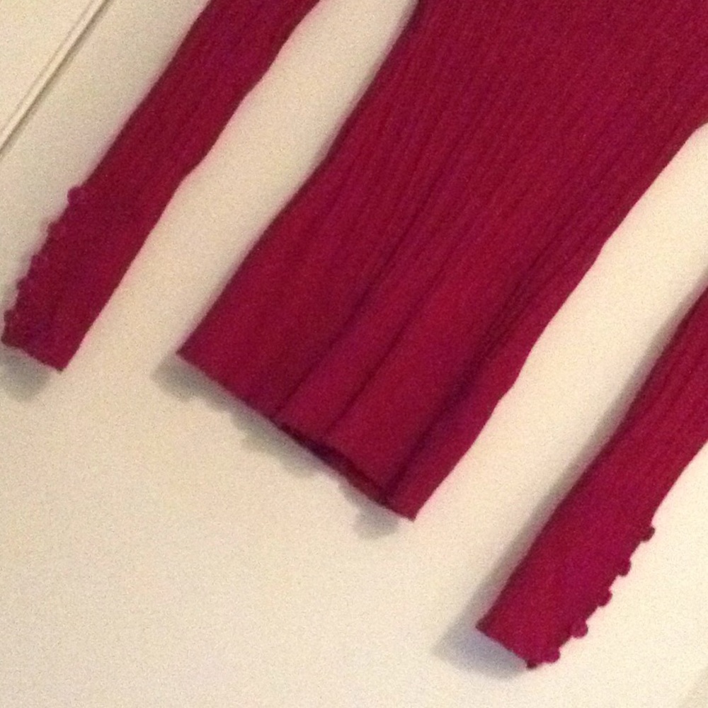 Cranberry ribbed sweater top - Picture 2 of 3
